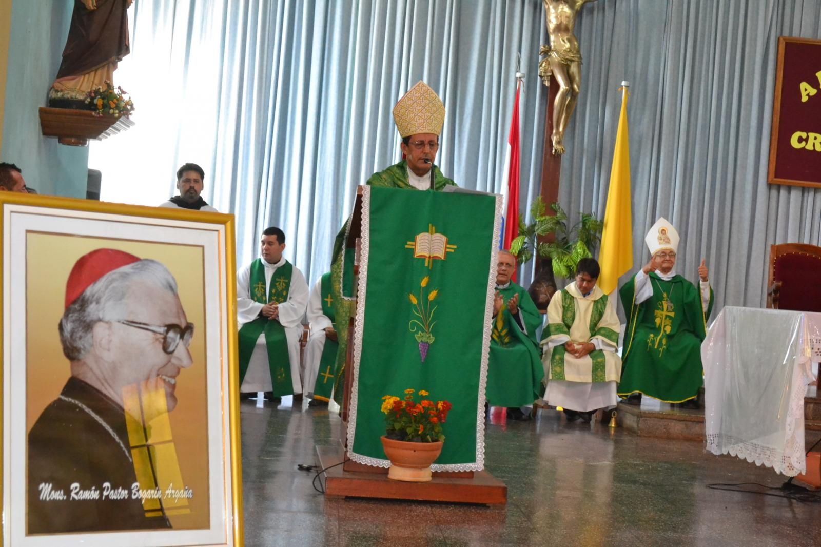 Impulsan canonización de monseñor Bogarín Nacionales ABC Color