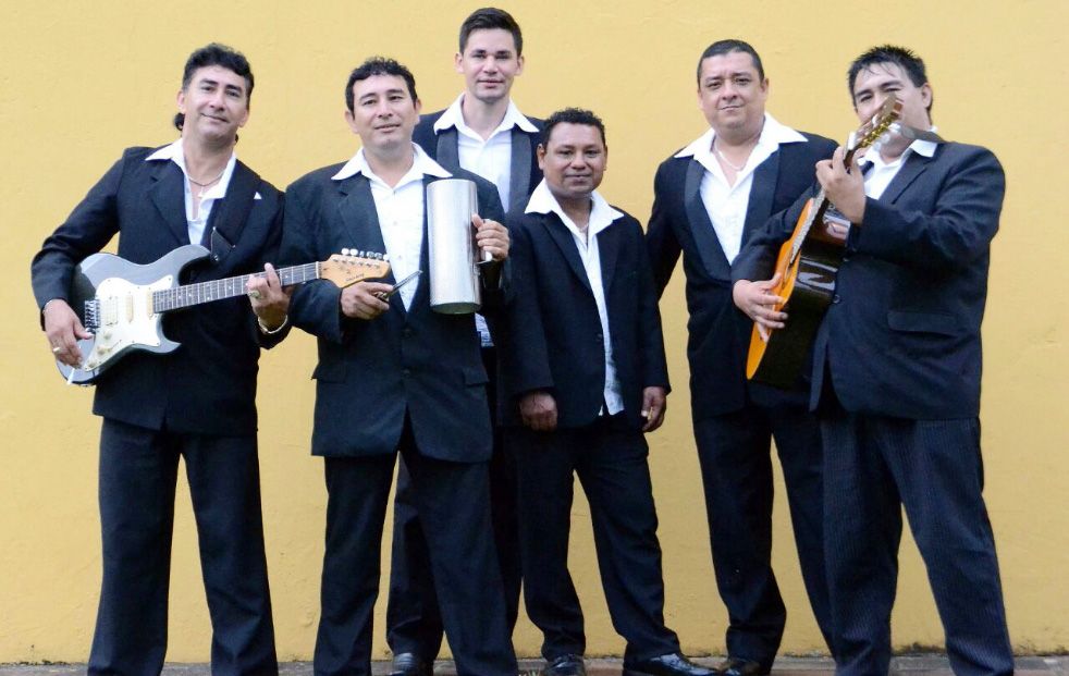 Los Hermanos Gómez celebran quince años 3 Fronteras ABC Color