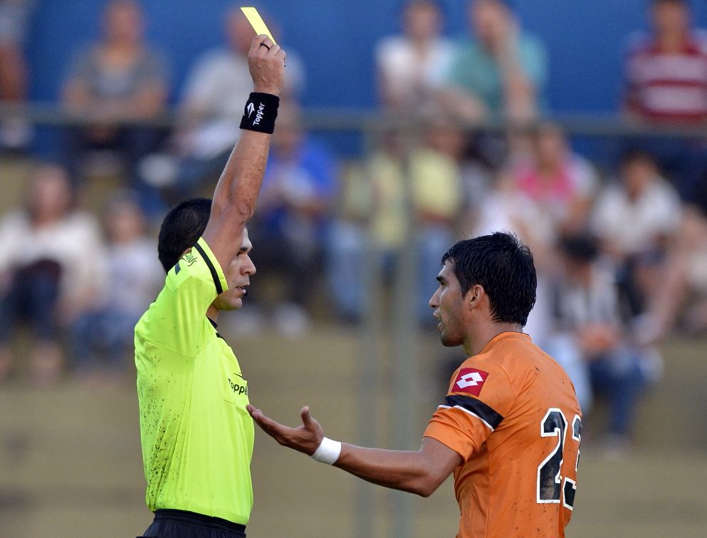 “Mario Díaz de Vivar inclinó la cancha” Fútbol ABC Color