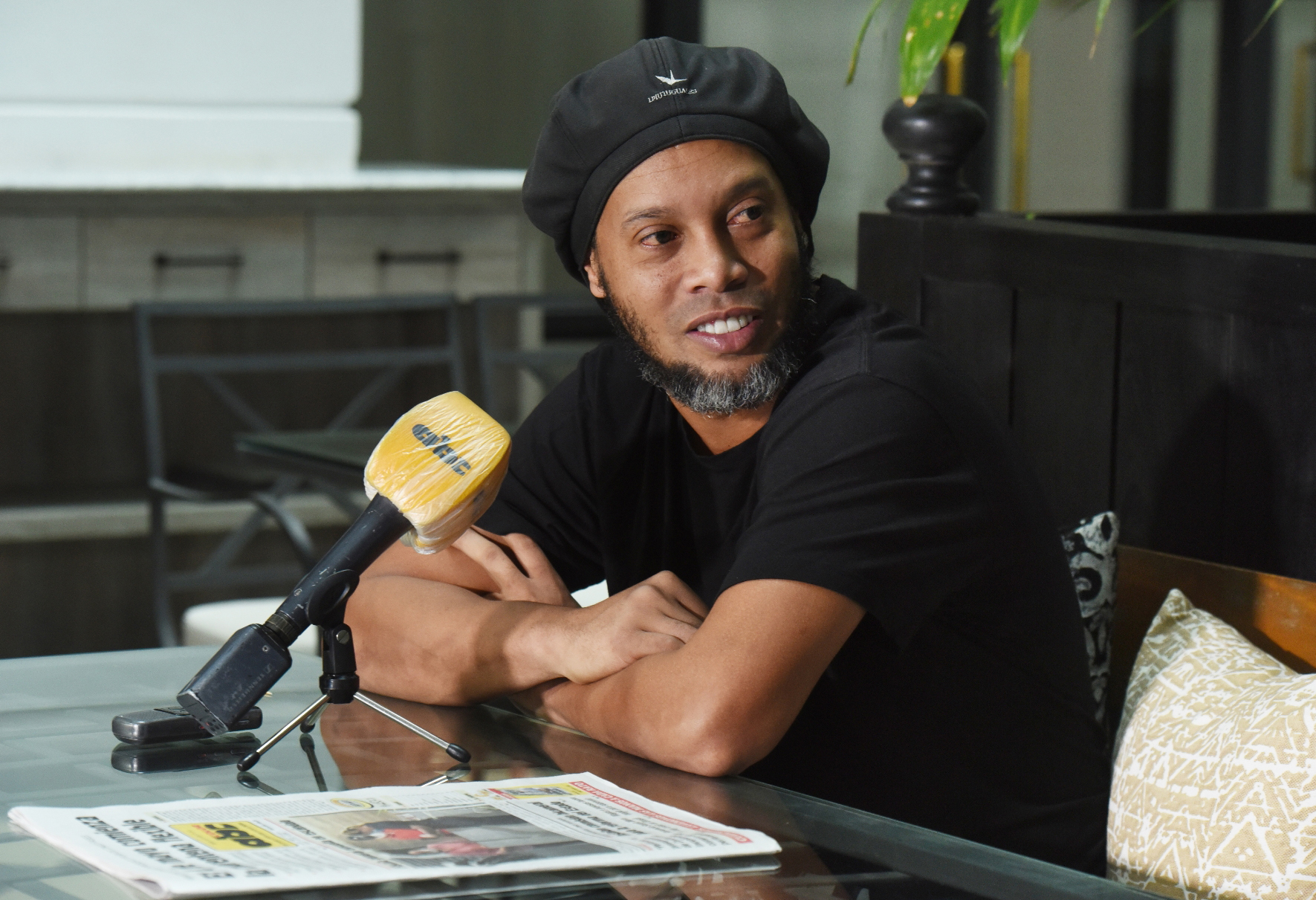 Ronaldinho rompió el silencio: los partidos contra Paraguay, la Libertadores 2013 ante Olimpia y la visita de Carlos Gamarra - Fútbol - ABC Color