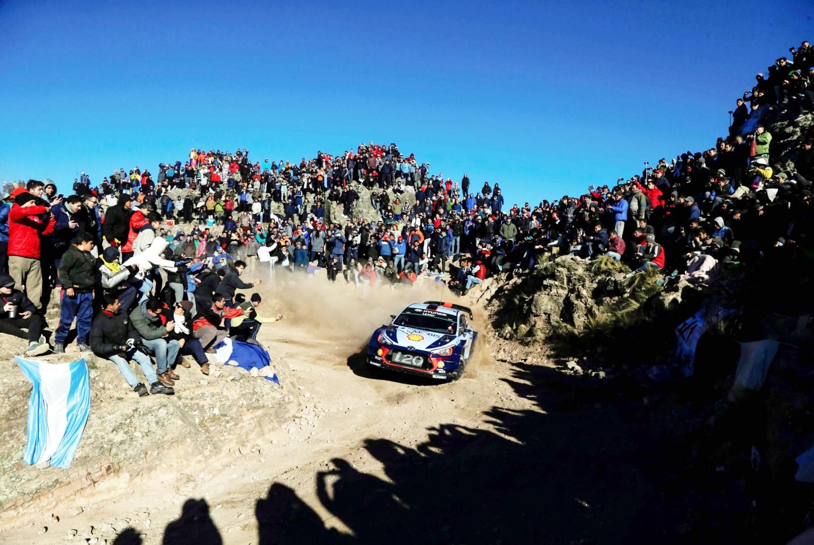 Increíble triunfo de Neuville Motor ABC Color