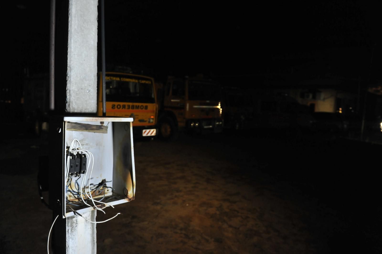Local de bomberos funciona sin luz Nacionales ABC Color