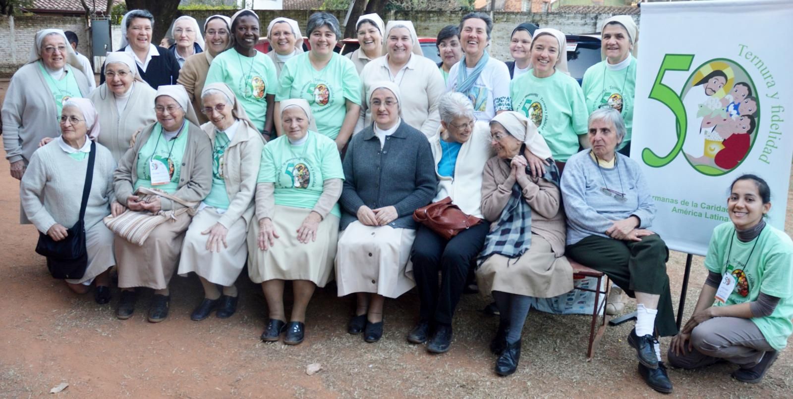 Hermanas de la caridad celebran cincuentenario Locales ABC Color