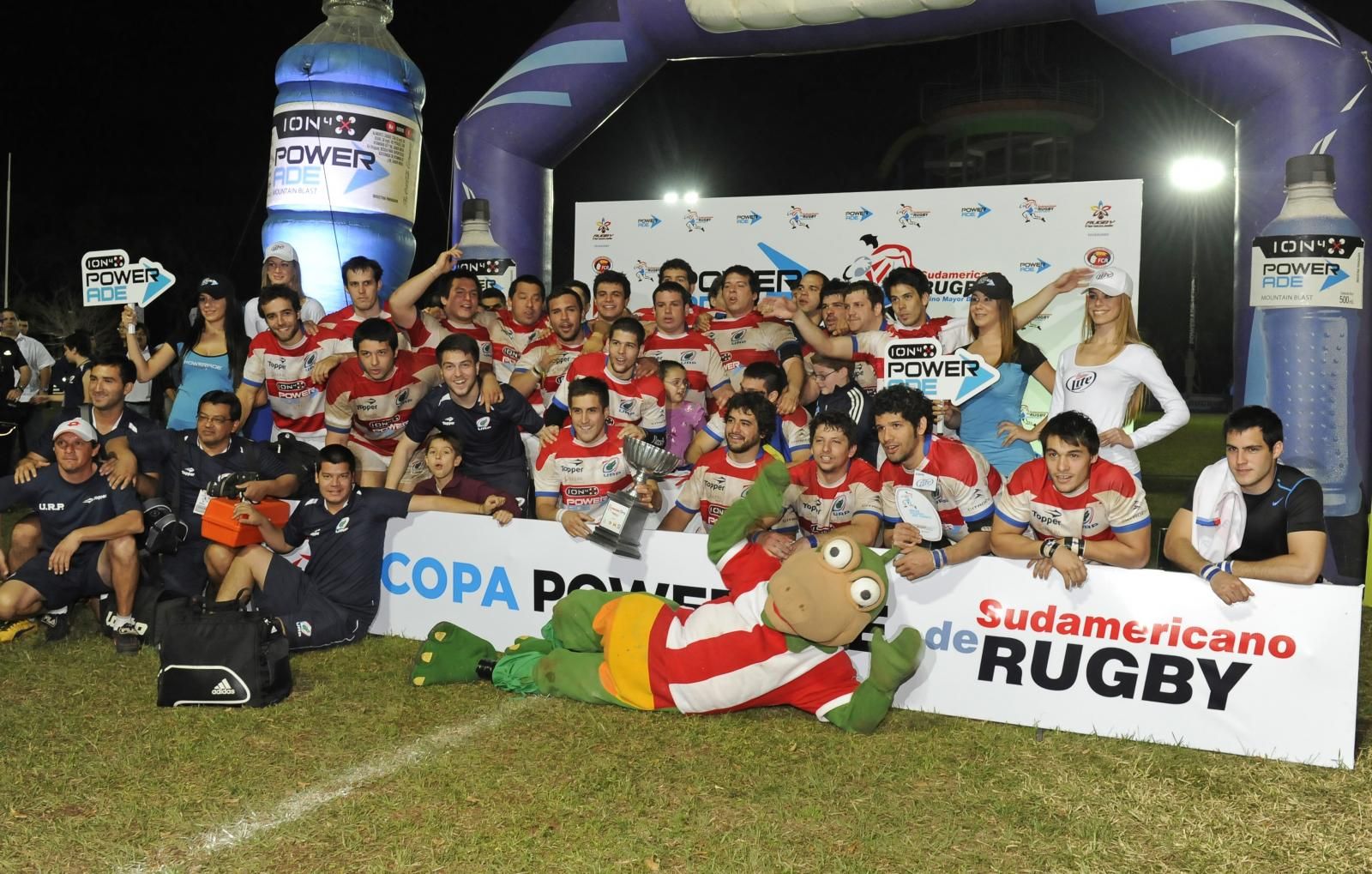 Paraguay vuelve a la élite del rugby sudamericano Galerías de