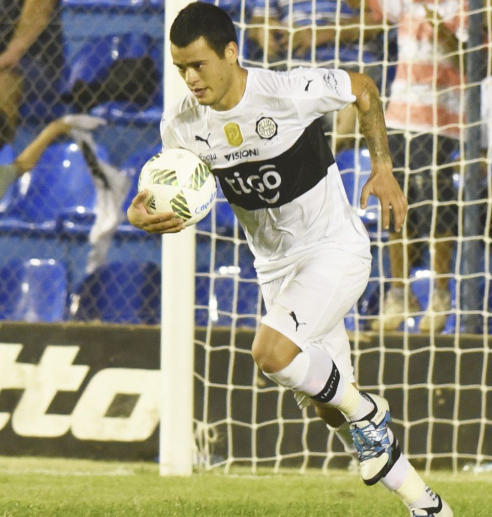 William Mendieta, fútbol y goles es su presente Deportes ABC Color