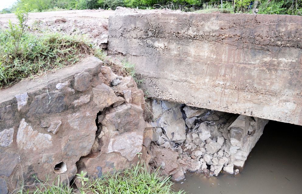 En Ybycuí, puente en mal estado se sigue usando ante desidia del MOPC Interior ABC Color