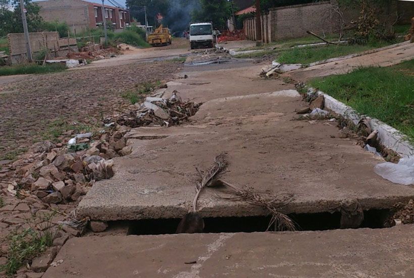 Calles en mal estado y quejas sin ser oídas - Ciudadano digital - ABC Color