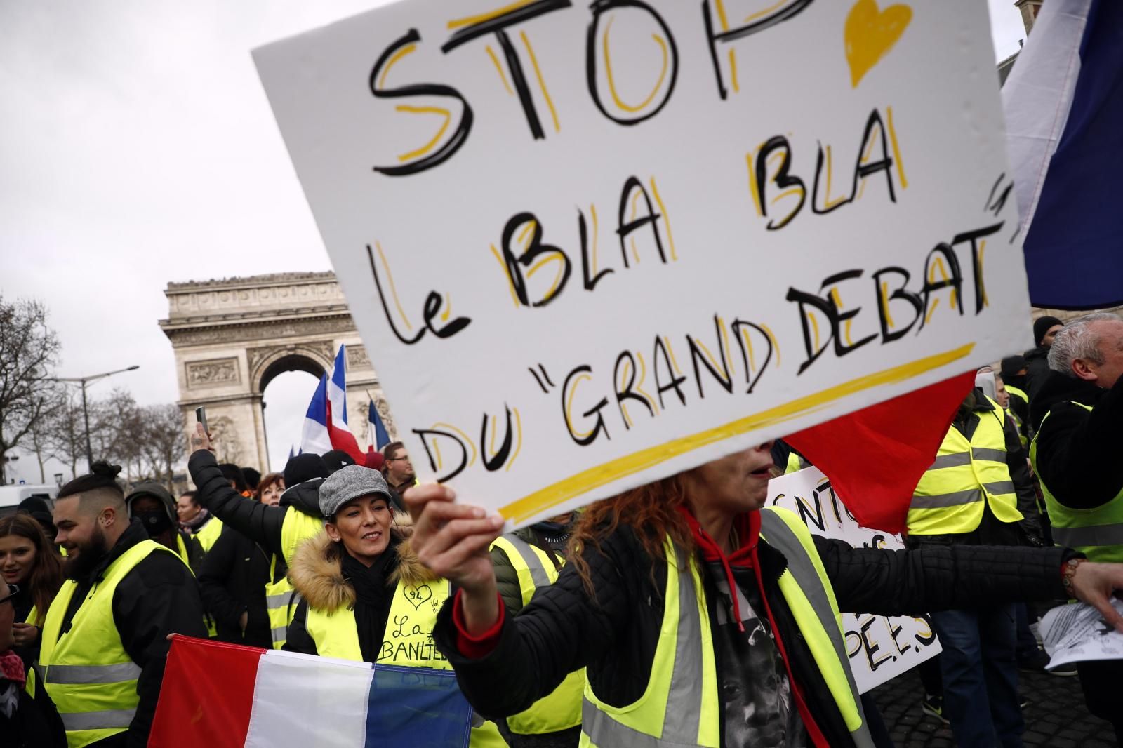 “Chalecos amarillos” se manifiestan por undécimo sábado consecutivo