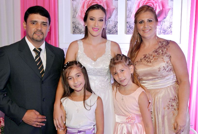 Andrea Montserrat Quintana Agüero - Sociales - ABC Color