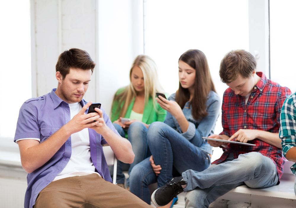 ¿Es posible vivir sin el smartphone ni las redes sociales? - Periodismo
