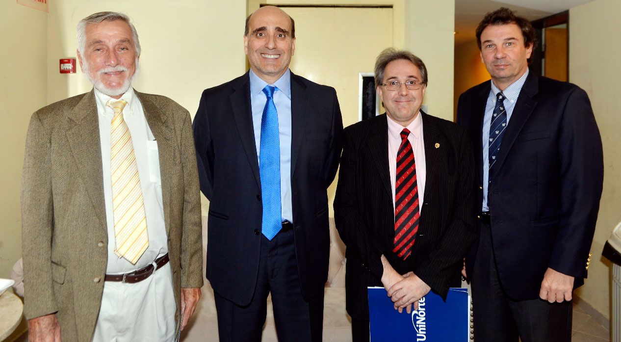 Carlos Mateo Balmelli presentó su 3ª novela Sociales ABC Color