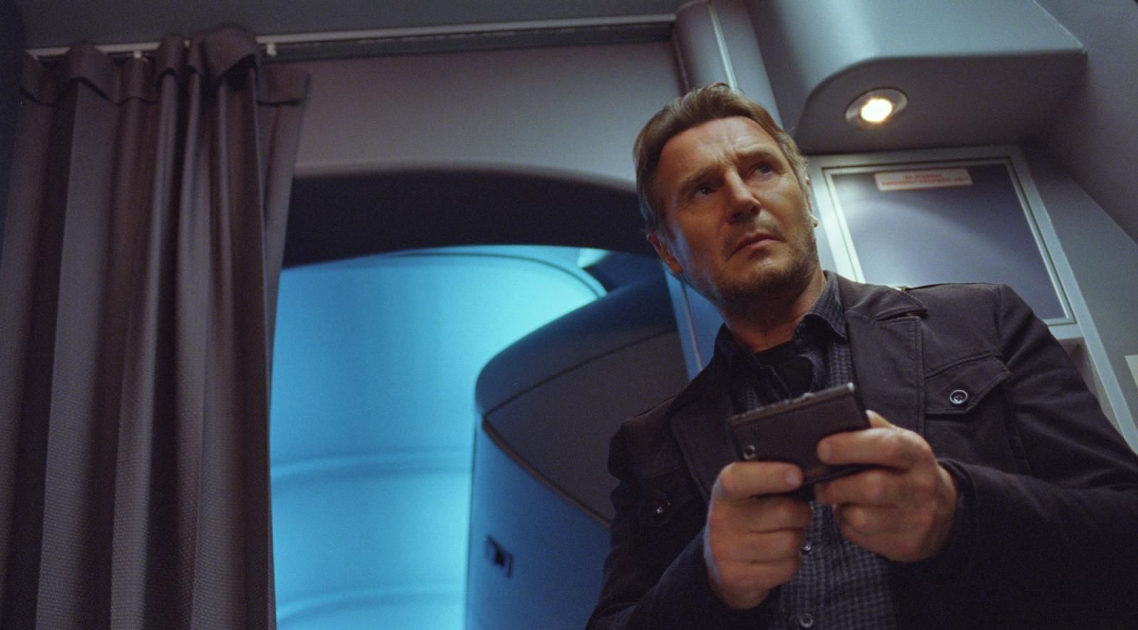 Liam Neeson, alguacil del aire Cine y TV ABC Color Liam Neeson, alguacil del aire Cine y TV ABC Color